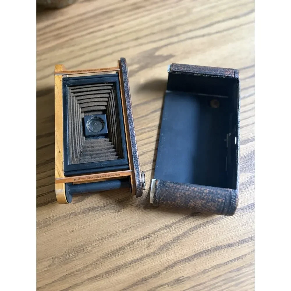 Antique 1912 Kodak No 1A Folding Pocket Model D With Red Bellows